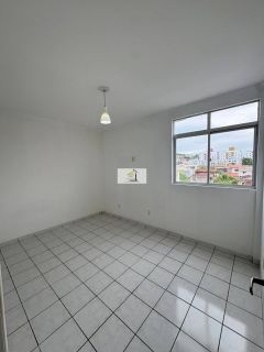 Excelente apartamento de 3 Dormitórios com Garagem na Praia Comprida – São José