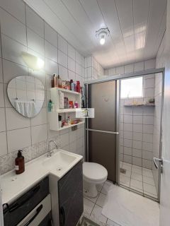 Apartamento com vista para o mar em excelente localização no Kobrasol