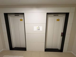 Lindo apartamento de 2 quartos com sacada gourmet e vista para o mar no Estreito