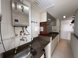 Lindo apartamento de 2 quartos com sacada gourmet e vista para o mar no Estreito