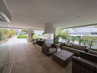 Lindo apartamento de 2 quartos com sacada gourmet e vista para o mar no Estreito