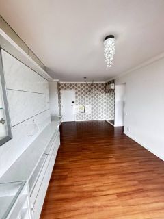 Apartamento Semi Mobiliado para Locação com Sacada