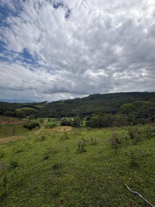 Lotes Exclusivos de 3.000 m² em Condomínio Rural – Vista Panorâmica