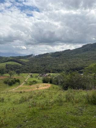 Lotes Exclusivos de 3.000 m² em Condomínio Rural – Vista Panorâmica