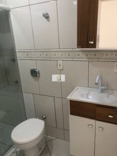 Apartamento bem localizado de 03 quartos no Kobrasol