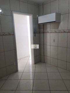 Apartamento bem localizado de 03 quartos no Kobrasol