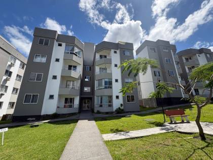 Excelente apartamento de 2 quartos com sacada no Caminho do Sol – Lazer completo em Palhoça