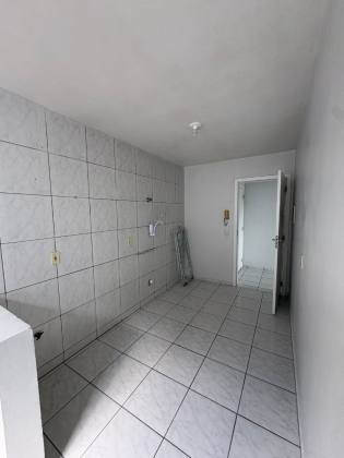Excelente apartamento de 2 quartos com sacada no Caminho do Sol – Lazer completo em Palhoça