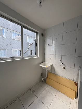 Excelente apartamento de 2 quartos com sacada no Caminho do Sol – Lazer completo em Palhoça