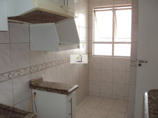 Excelente apartamento de 03 quartos, sacada e garagem no Kobrasol.