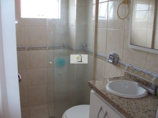 Excelente apartamento de 03 quartos, sacada e garagem no Kobrasol.