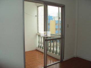 Excelente apartamento de 03 quartos, sacada e garagem no Kobrasol.