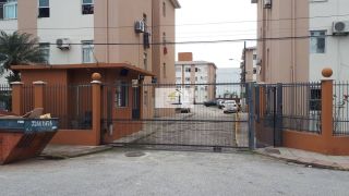 Apartamento em excelente localização com 03 quartos e estacionamento.