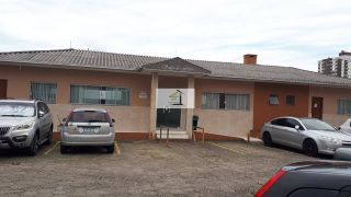 Apartamento em excelente localização com 03 quartos e estacionamento.