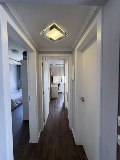 O APARTAMENTO QUE VOCÊ PROCURAVA - DUAS SACADAS, SUÍTE E GARAGEM LIVRE E COBERTA