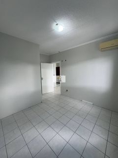 APARTAMENTO À VENDA – 1 SUÍTE E GARAGEM COBERTA | KOBRASOL | SÃO JOSÉ