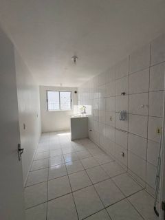 Excelente apartamento de 2 quartos com sacada no Caminho do Sol – Lazer completo em Palhoça