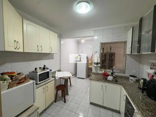 Apartamento térreo no Kobrasol, 3 dormitórios com suíte e espaço gourmet | Estuda permuta por apto no norte da ilha