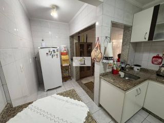 Apartamento térreo no Kobrasol, 3 dormitórios com suíte e espaço gourmet | Estuda permuta por apto no norte da ilha