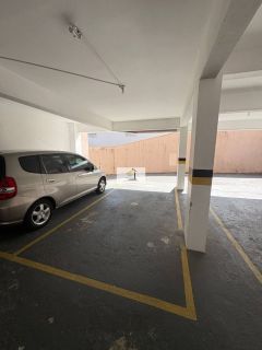 Invista ou more na Trindade: apartamento de 2 dormitórios com garagem