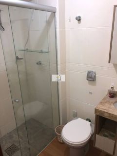 Apartamento com excelente localização de frente ao calçadão do kobrasol.