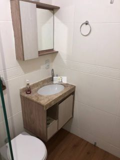 Apartamento com excelente localização de frente ao calçadão do kobrasol.