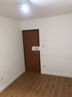 Apartamento com excelente localização de frente ao calçadão do kobrasol.