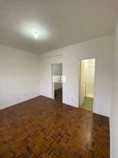 Apartamento de 01 quarto ideal pra quem busca localização e comodidade!
