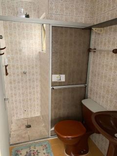 Quitinete semi-mobiliada em ótima localização no Kobrasol