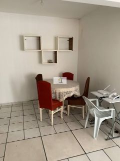 Quitinete semi-mobiliada em ótima localização no Kobrasol