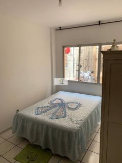 Quitinete semi-mobiliada em ótima localização no Kobrasol