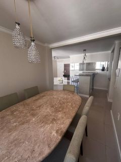 Apartamento com 2 quartos com garagem bem localizado no Kobrasol