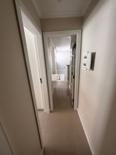 Apartamento com 2 quartos com garagem bem localizado no Kobrasol