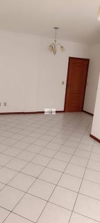 Lindo apartamento de 2 quartos em Praia Comprida - São José - SC