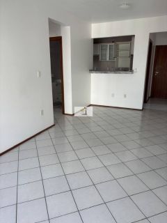 Apartamento 2 Quartos com Sacada e Excelente Localização no Bairro Campinas