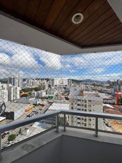 Apartamento 2 Quartos com Sacada e Excelente Localização no Bairro Campinas