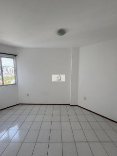 Apartamento 2 Quartos com Sacada e Excelente Localização no Bairro Campinas