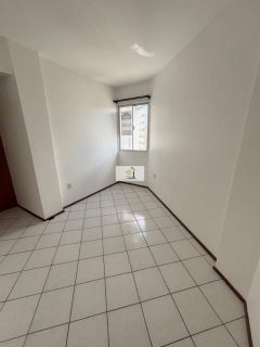 Apartamento 2 Quartos com Sacada e Excelente Localização no Bairro Campinas