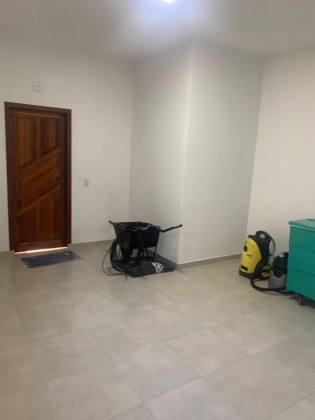 Lindo ponto comercial na Ponta de Baixo - São José
