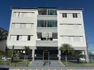 Oportunidade no Coração do Kobrasol: 3 Quartos, e Garagem, Pronto para Morar!