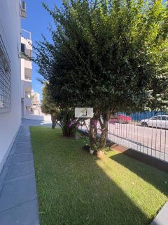 Oportunidade no Coração do Kobrasol: 3 Quartos, e Garagem, Pronto para Morar!