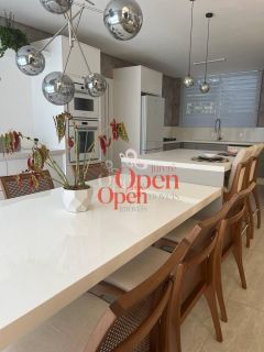 CASA COM 4 SUÍTES  A VENDA EM JURERÊ - FLORIANÓPOLIS/SC