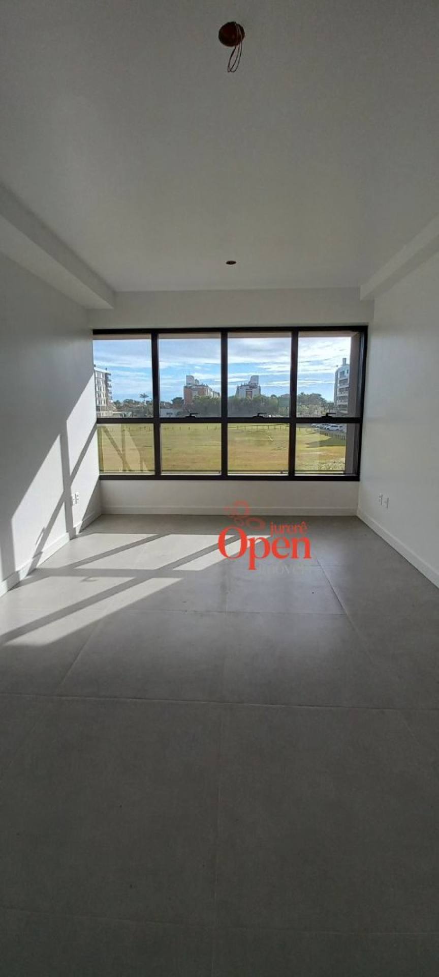 Sala comercial para alugar em Jurerê Internacional