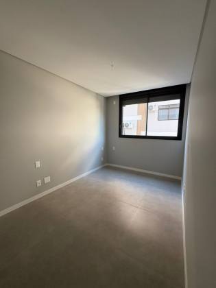 APARTAMENTO TRÊS SUÍTES NOVO EM JURERÊ - FLORIANÓPOLIS/SC