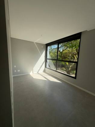 APARTAMENTO TRÊS SUÍTES NOVO EM JURERÊ - FLORIANÓPOLIS/SC