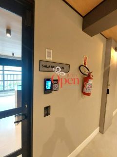 OPORTUNIDADE NO ESTREITO  APARTAMENTO 1D - FLORIAÓPOLIS/SC