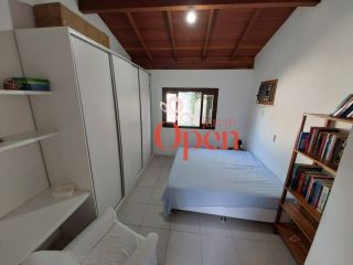 OPORTUNIDADE CASA VENDA EM AMPLO TERRENO-FLORIANÓPOLIS/SC