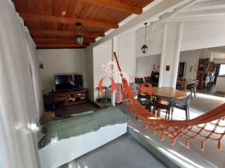 OPORTUNIDADE CASA ALUGUEL ANUAL EM AMPLO TERRENO-FLORIANÓPOLIS/SC