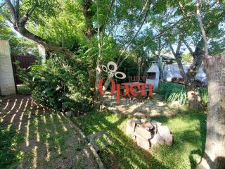 OPORTUNIDADE CASA ALUGUEL ANUAL EM AMPLO TERRENO-FLORIANÓPOLIS/SC