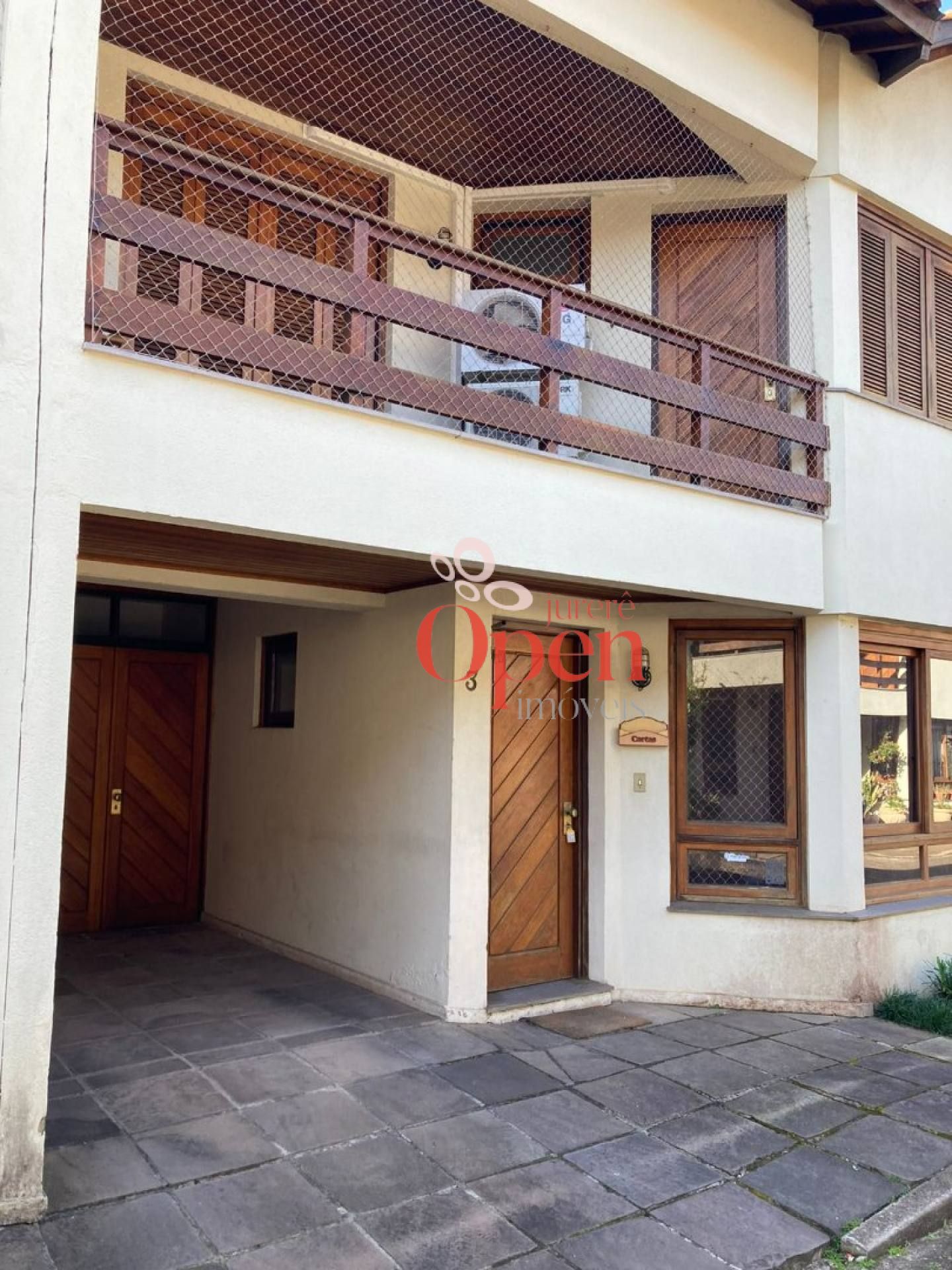 CASA EM CONDOMÍNIO Á VENDA NA ZONA SUL DE PORTO ALEGRE - RS